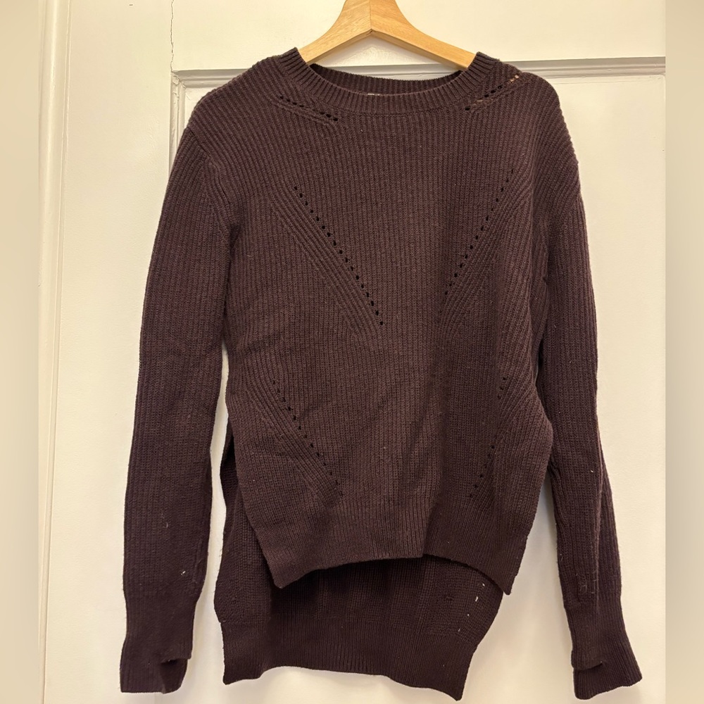 Lululemon eggplant colored sweater